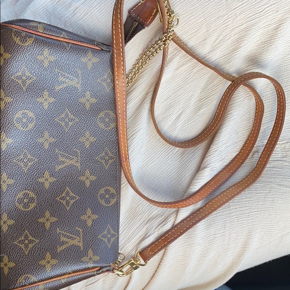 Louis Vuitton Eva Monogram Canvas Cross Body - Picture 15 of 15